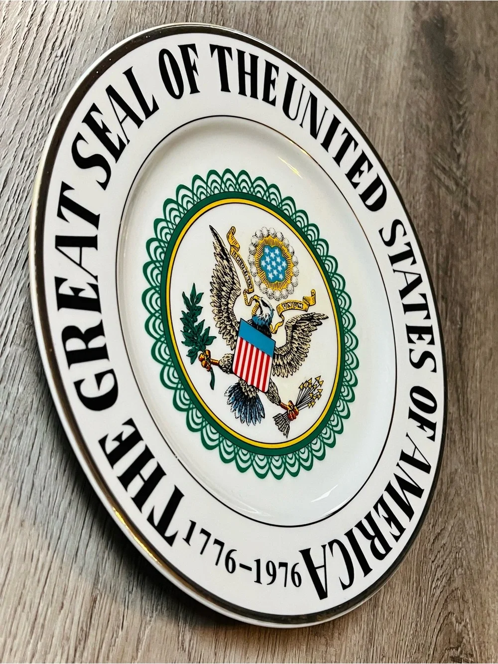 Antique 1976 Bicentennial Great Seal of the United States Decorative Plate